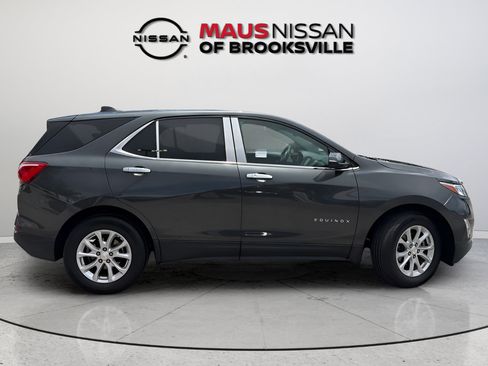 Used 2021 Chevrolet Equinox LT FWD image 9