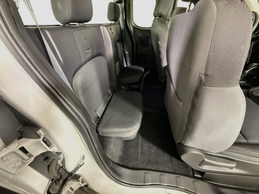 Certified 2023 Nissan Frontier SV w/ Tow Package AWD/4WD image 29