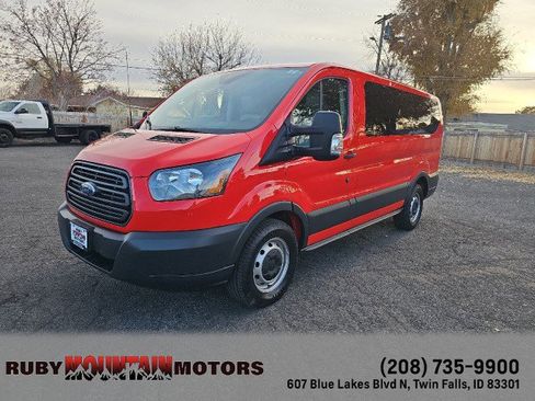 Used 2017 Ford Transit 150 XL image 3