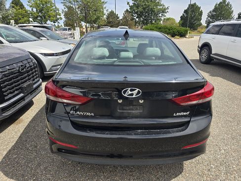 Used 2017 Hyundai Elantra Limited w/ Limited Ultimate Package 05 FWD image 5