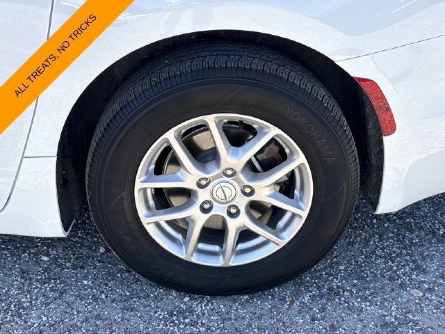 Used 2026 Chrysler Pacifica Select FWD image 40