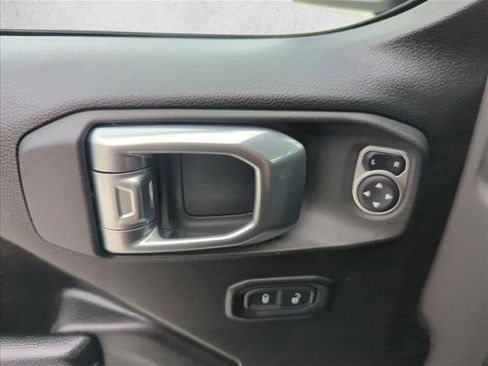 Used 2022 Jeep Wrangler Sport AWD/4WD image 20
