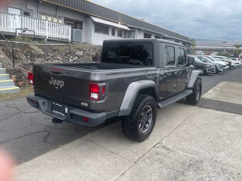 Used 2021 Jeep Gladiator Overland AWD/4WD image 6