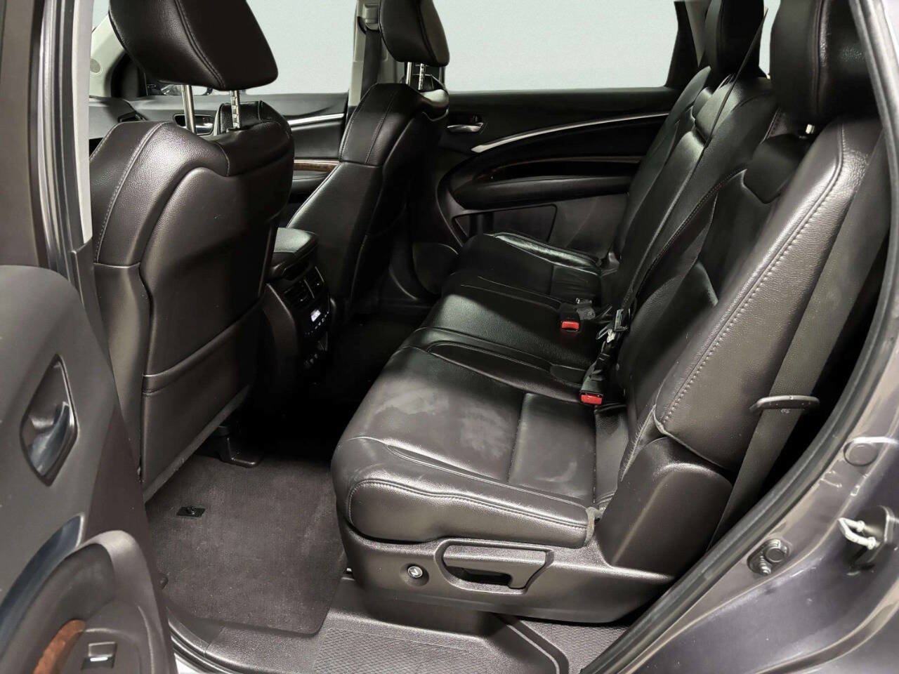 Used 2020 Acura MDX SH-AWD image 18