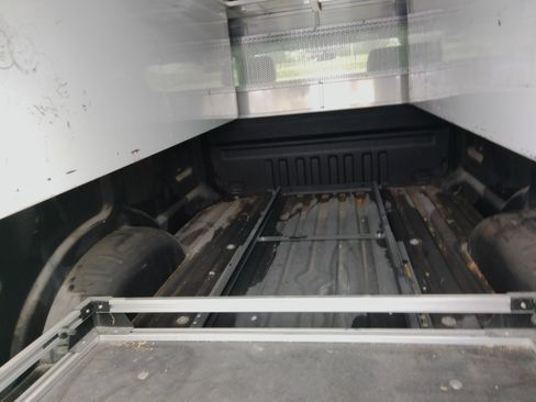 Used 2021 Ford F250 XL w/ Power Equipment Group image 10