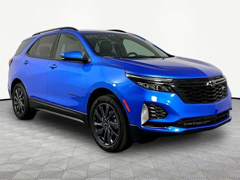 Used 2024 Chevrolet Equinox RS AWD/4WD image 3