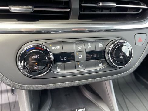 New 2025 Buick Envista Preferred w/ Convenience I Package FWD image 18