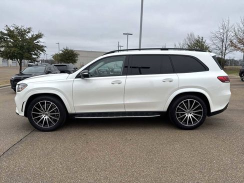 Used 2022 Mercedes-Benz GLS 450 4MATIC image 3