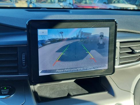 Certified 2020 Ford Explorer XLT w/ Equipment Group 202A image 25