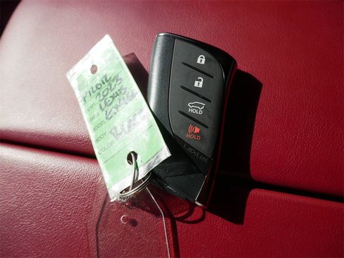 Used 2023 Lexus GX 460 Premium w/ Premium Plus Package image 24