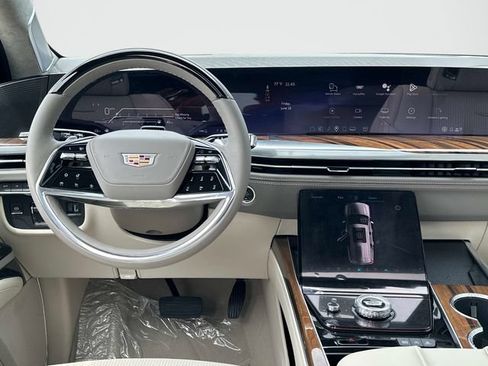 New 2026 Cadillac Escalade ESV Platinum Sport w/ LPO, ONYX Package AWD/4WD image 2
