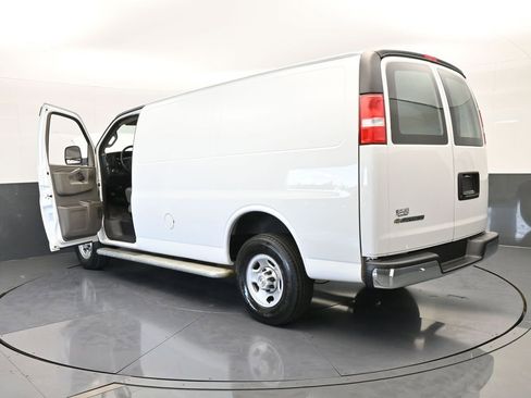 Used 2024 Chevrolet Express 2500 w/ Driver Convenience Package image 67