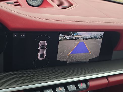 Used 2021 Porsche 911 Turbo image 22