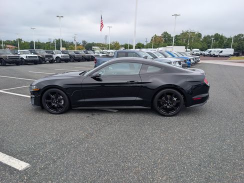 Certified 2020 Ford Mustang Coupe w/ Equipment Group 101A RWD image 6