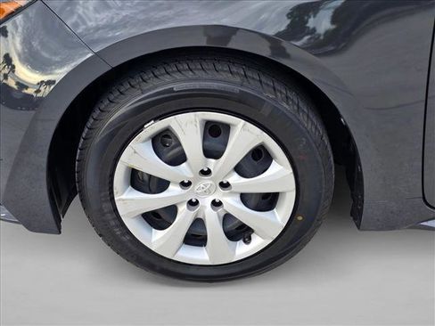Certified 2023 Toyota Corolla LE FWD image 22