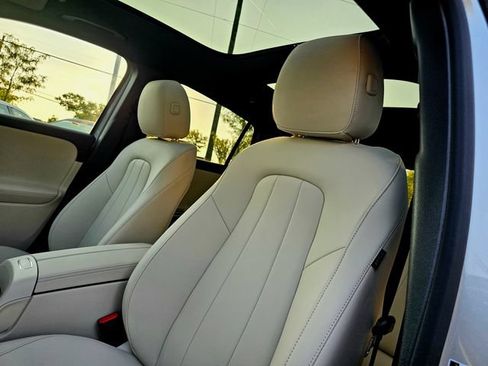 New 2026 Mercedes-Benz GLA 250 4MATIC image 19