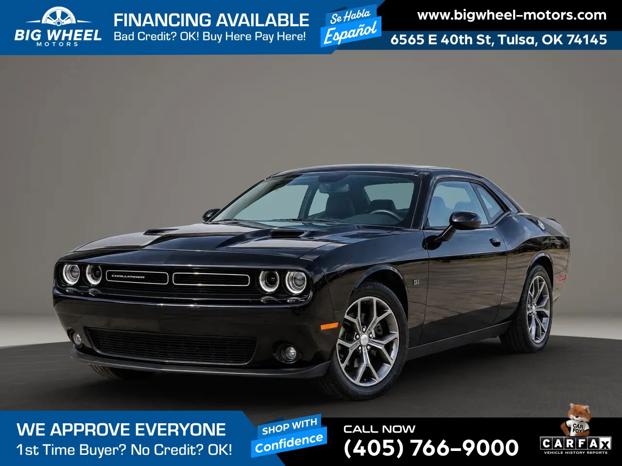 Used 2016 Dodge Challenger SXT RWD image 2