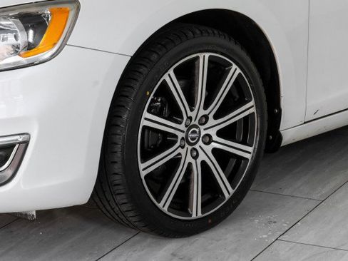Used 2016 Volvo S60 T5 Premier w/ Climate Package AWD/4WD image 57