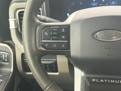 Used 2026 Ford F350 Platinum w/ Platinum Plus Package AWD/4WD image 18