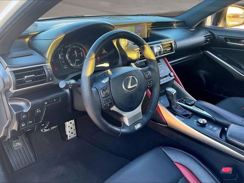 Used 2019 Lexus IS 300 image 16