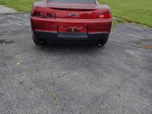 Used 2015 Chevrolet Camaro LT RWD image 4