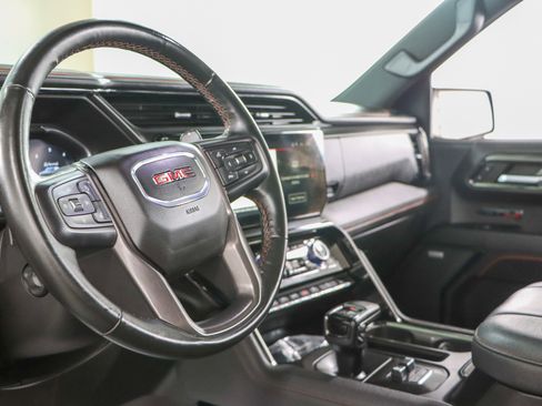 Used 2023 GMC Sierra 1500 AT4 image 27