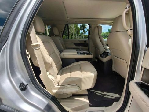Used 2020 Lincoln Navigator Reserve w/ Equipment Group 201A Reserve RWD image 14
