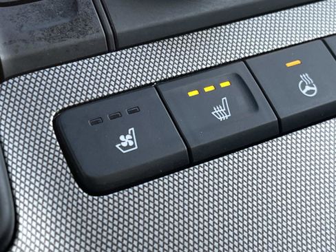 Used 2022 Hyundai Palisade Calligraphy image 42