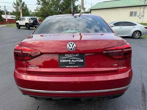Used 2018 Volkswagen Passat 2.0T R-Line FWD image 6