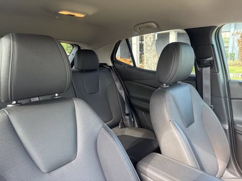Used 2025 Buick Encore GX Preferred FWD image 12