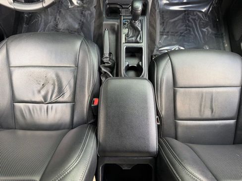 Used 2019 Toyota Tacoma TRD Off-Road image 47