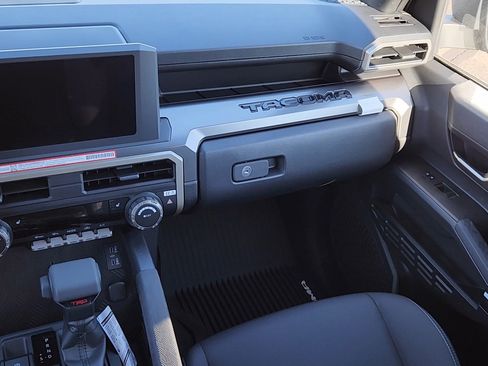 New 2025 Toyota Tacoma TRD Off-Road image 6