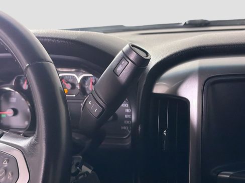 Used 2018 Chevrolet Silverado 1500 LT w/ Texas Edition image 19