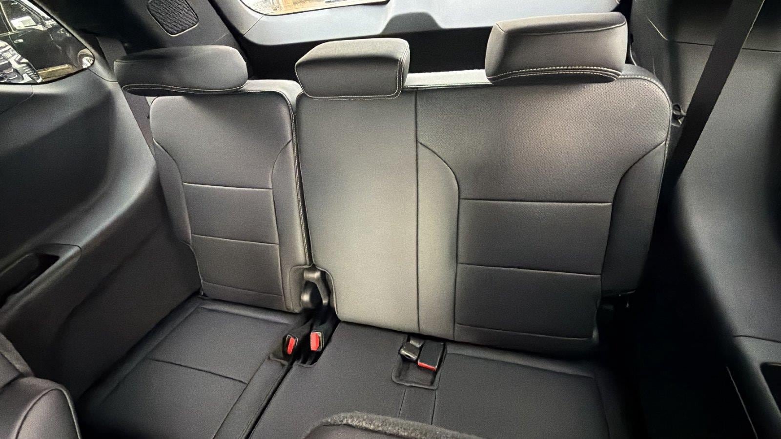 New 2027 Chevrolet Traverse LT w/ Sun and Wheel Package FWD image 21