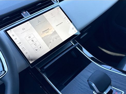 New 2026 Land Rover Range Rover Evoque Dynamic SE image 27