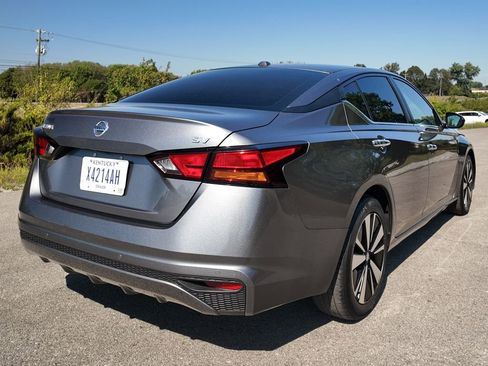 Used 2022 Nissan Altima 2.5 SV image 34