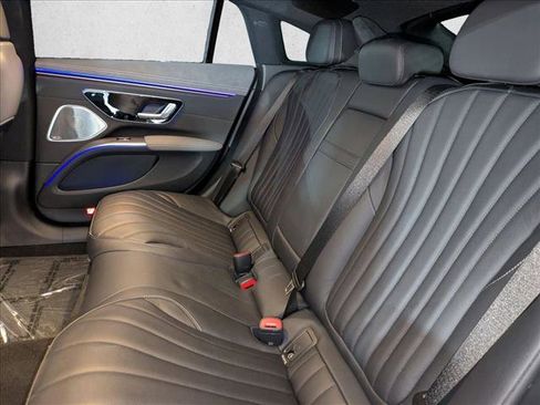 Certified 2023 Mercedes-Benz EQS 580 4MATIC Sedan image 23