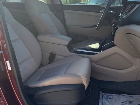 Used 2018 Hyundai Tucson SEL AWD/4WD image 23