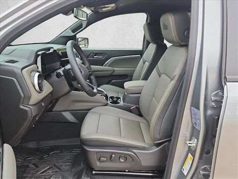 New 2026 Chevrolet Colorado ZR2 w/ ZR2 Bison Edition AWD/4WD image 4