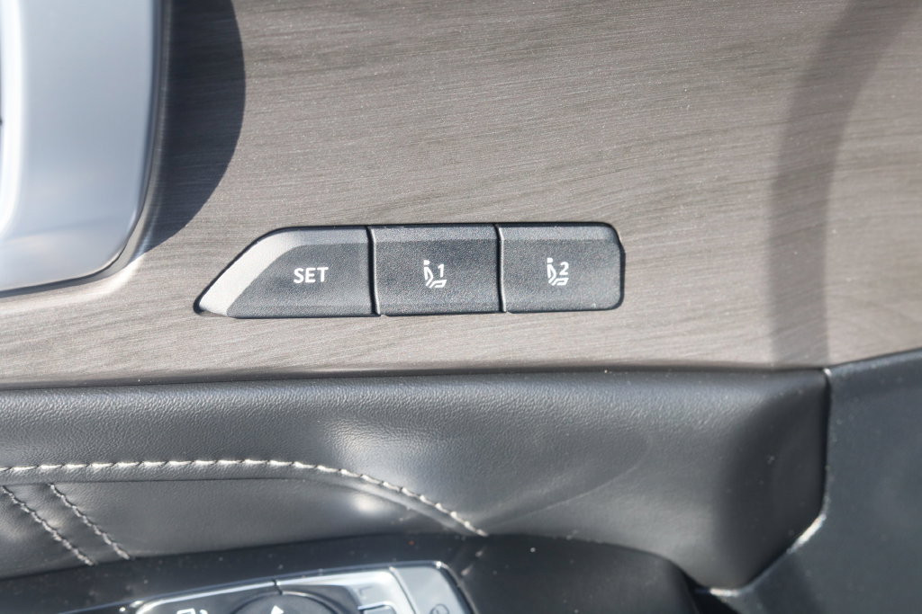 Used 2025 Kia Sorento SX Prestige AWD/4WD image 7