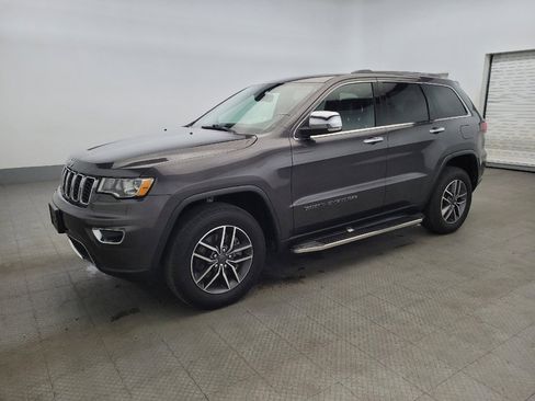 Used 2021 Jeep Grand Cherokee Limited image 2
