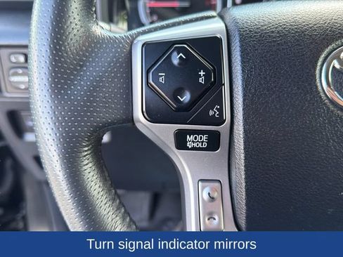 Used 2020 Toyota 4Runner Limited AWD/4WD image 22