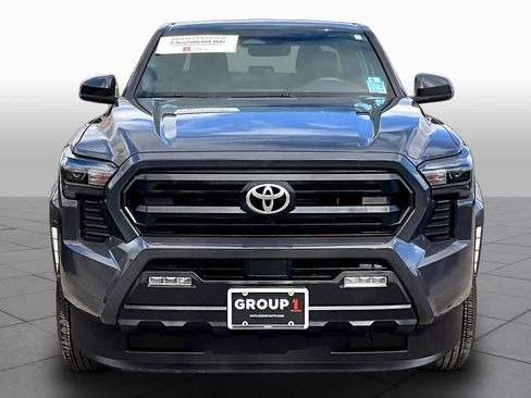 Certified 2025 Toyota Tacoma SR5 image 4