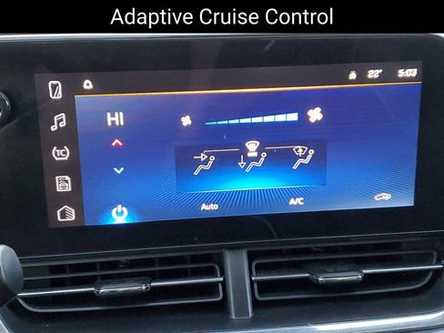 Used 2024 Chevrolet Trax ACTIV w/ Sunroof Package image 17