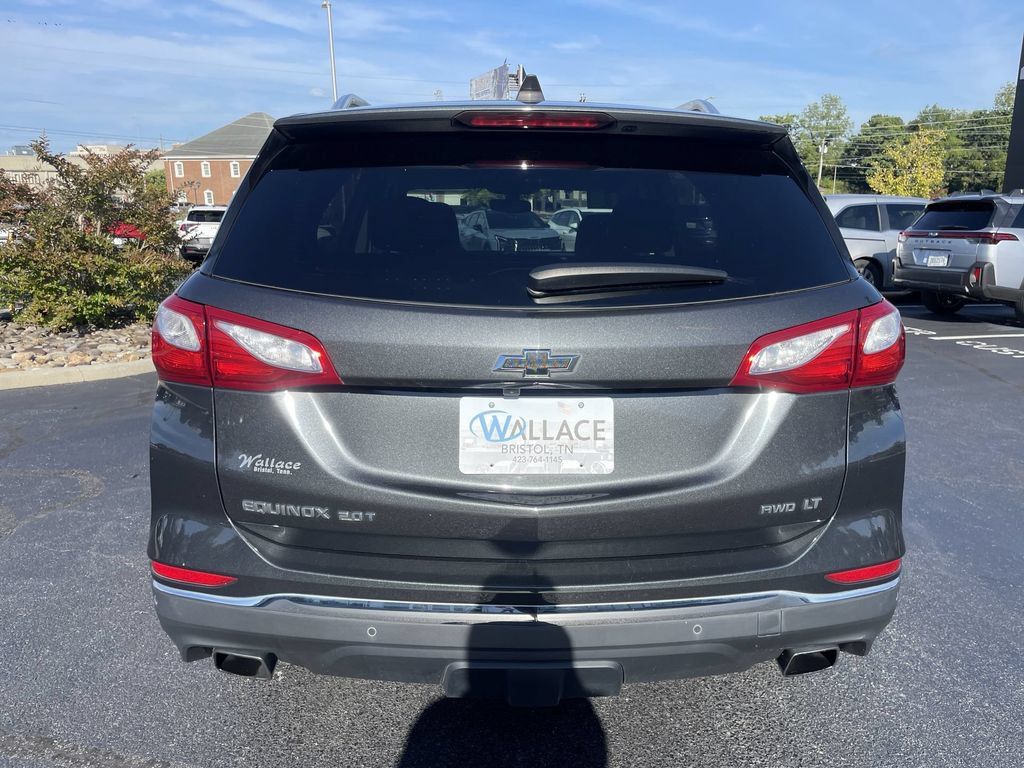 Used 2018 Chevrolet Equinox LT w/ Sun & Infotainment Package AWD/4WD image 5