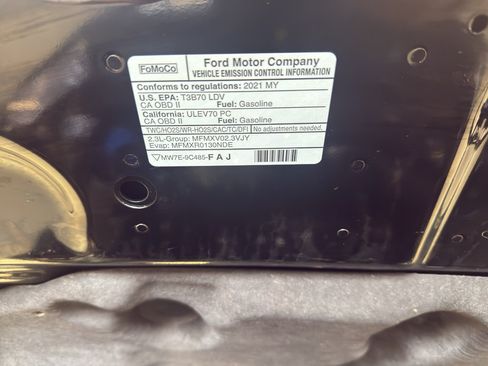 Used 2021 Ford Mustang Premium RWD image 30
