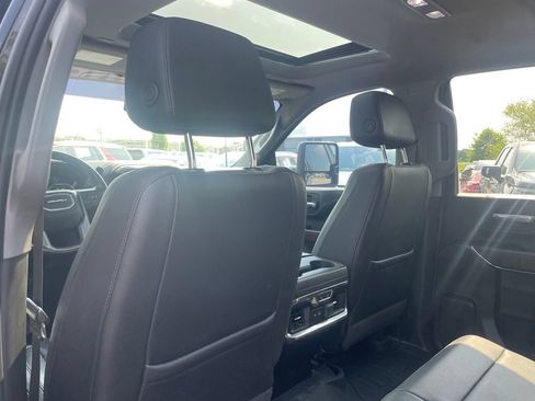 Used 2022 GMC Sierra 2500 Denali AWD/4WD image 23