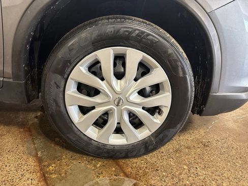 Used 2020 Nissan Rogue S AWD/4WD image 9