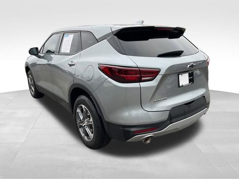 Used 2023 Chevrolet Blazer LT w/ Driver Confidence Package image 5