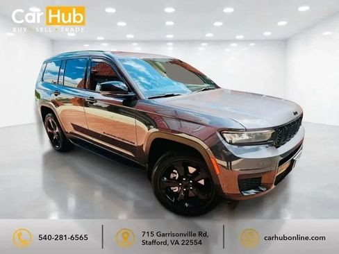 Used 2023 Jeep Grand Cherokee L Laredo AWD/4WD image 1